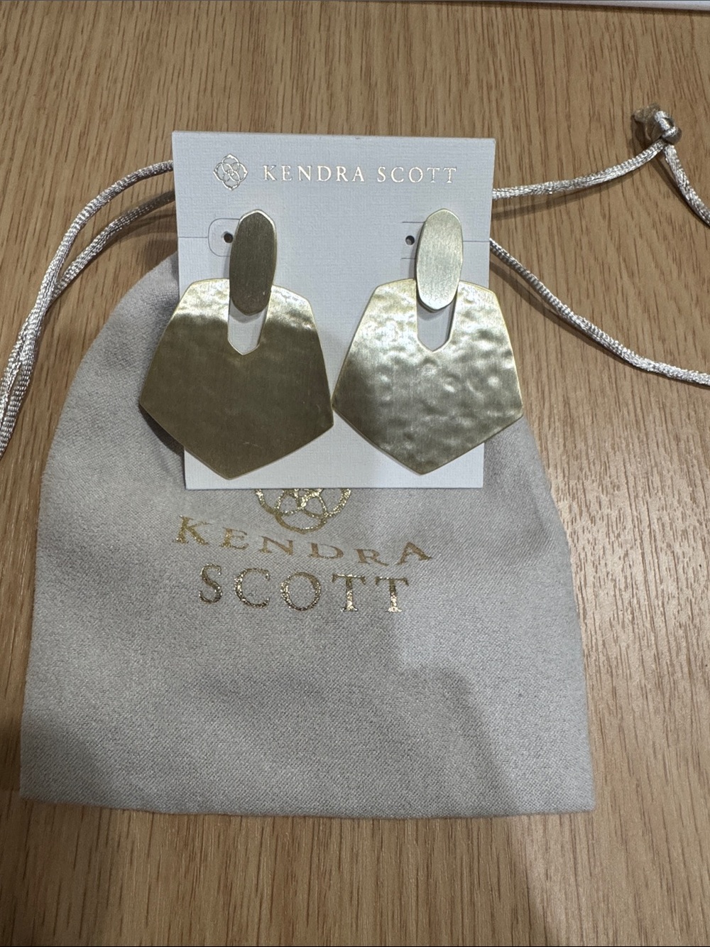 Kendra Scott Finch Earrings